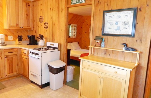 Sandy River House | 🐾Greenvale Cove 7 - Loon's Ruhe - Greenvale Cove on Rangeley Lake, dog friendly