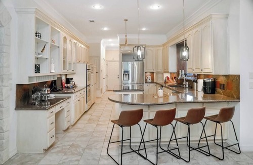Greenville Other | GREENVILLE House · Getaway - Private Lake, Kayaking, Trails, Jaccuzi