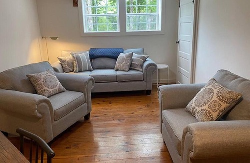 Altamont Apartment | Greeter Falls Lodge Suite #4