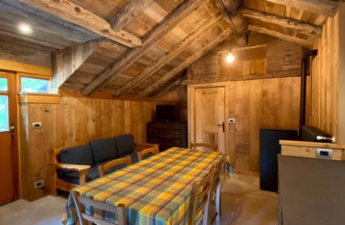 Valgrisenche Apartment | Grenier Barrel