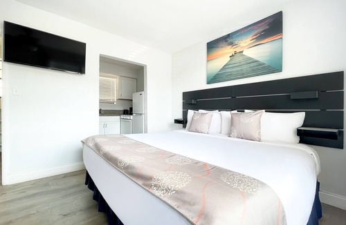 Hollywood Hotel | Greniers