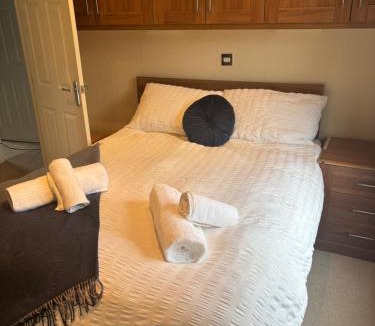 Tewitfield Resort | Gressingham 9 - South Lakes Leisure Village - lodge on the lake