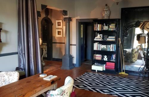 Parys Villa | Grewar House