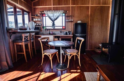 Moreton Bay Region Cottage | Grey Gum Luxury Cottage & Highland Cows