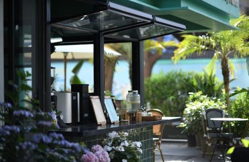 Jinniu Hotel | Grey Parrot Resort Hotel