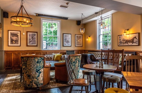 Carshalton Central Hotel | Greyhound Hotel