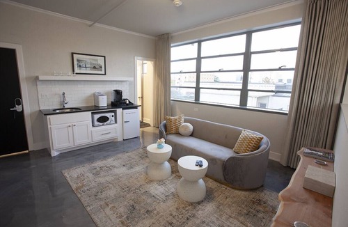 Tyler Hotel | Greyhound Inn