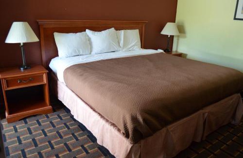 Hillsboro Hotel | Greystone Motel