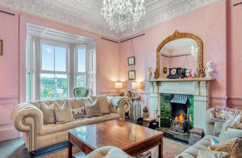 Haltwhistle House | Greystonedale Mansion Holiday Retreat