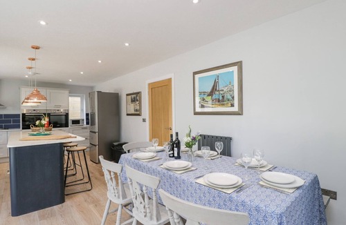Upton St. Leonards Cottage | Greystones