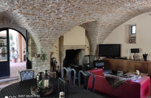 Chilly-le-Vignoble House | Gricourt