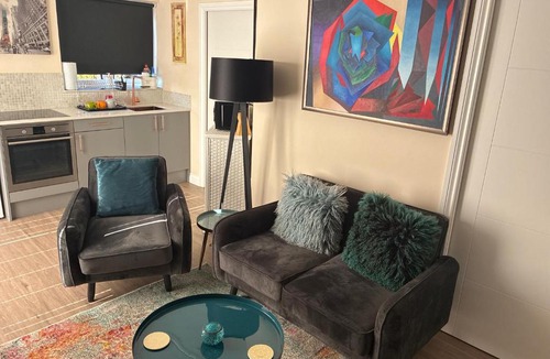 Leamington Spa Apartment | Griffin Lodge