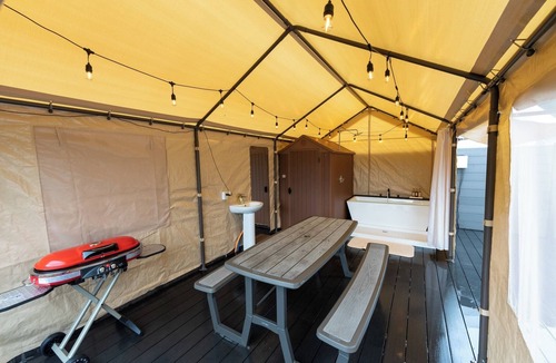 Yamakita RV Rental | Grill your own Ashigara beef BBQ one night stay /Ashigarakami District Kanagawa