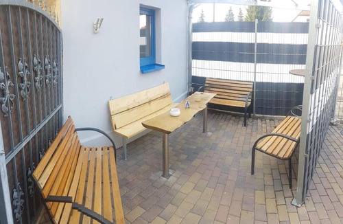Busendorf Apartment | Große Monteurs und Handwerkerwohnung nahe Potsdam Berlin Bad Belzig und Brandenburg Ferienhaus zur weißen Taube