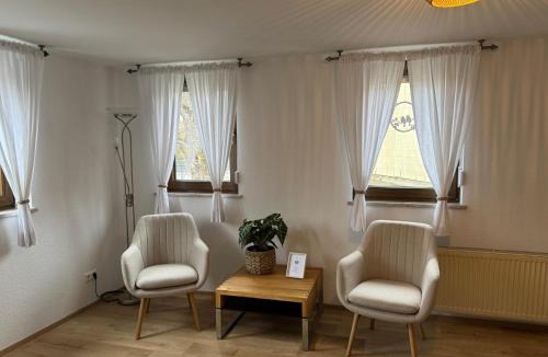 Rosengarten Apartment | Große, ruhige Wohnung in Rosengarten - Parkplätze - 3 Schlafzimmer - Fahrradraum