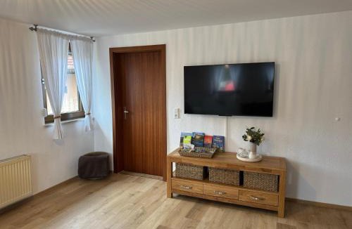 Rosengarten Apartment | Große, ruhige Wohnung in Rosengarten - Parkplätze - 3 Schlafzimmer - Fahrradraum