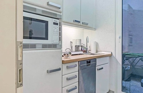 Hauptbahnhof Apartment | Große zentrale Wohnung · Balkon · für 10 Gäste