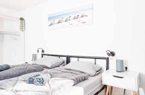 Heilbronn Apartment | Großes Familien oder Monteurappartement, 5 Betten in 3 Zimmer, Prime Video inklusive, Balkon, Waschmaschine, Spülmaschine