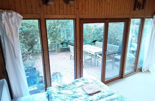 Schanze House | Großes Zimmer mit eigener Terrasse
