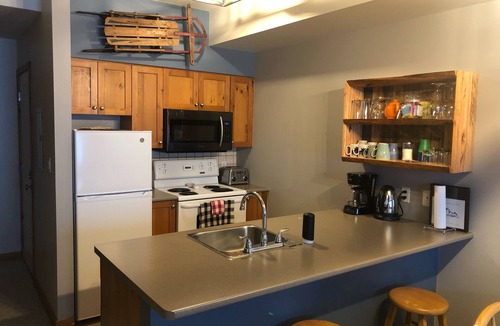 Silver Star Mountain Condo | Ground Floor Condo at Creekside - pet friendly, large mudroom, close to trails