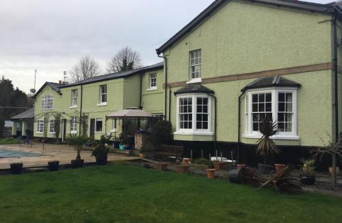 Northwich Apartment | Ground floor apartment in The Coach House