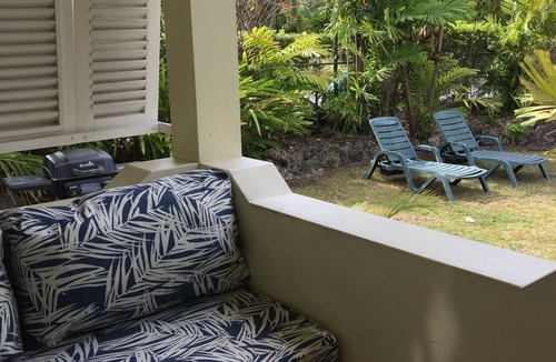 Lascelles Apartment | Ground Floor Apt with garden only 3 mins walk to Beach and Beach Club