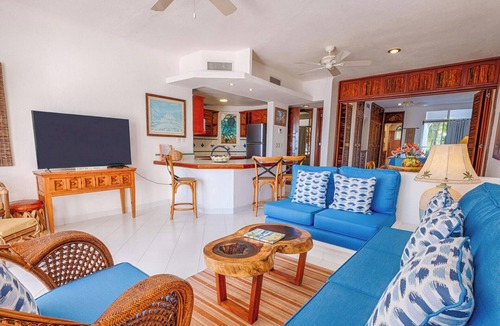 Akumal Condo | Ground-Floor Beachfront Condo with Pool & Daily Service