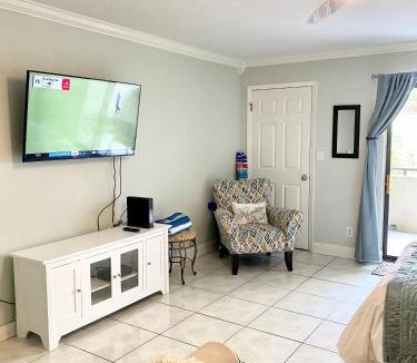 Sawgrass Apartment | Ground Floor Convenient Gated Condo At Beach Sawgrass - Pet Friendly!