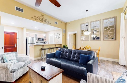 Baytowne Wharf Condo | Ground-floor condo with patio, central AC, shared pool & tennis
