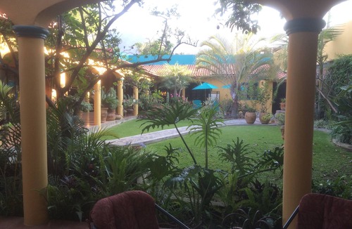 Ajijic Apartment | GROUND FLOOR EFFICIENCY WITH GARDEN VIEWS