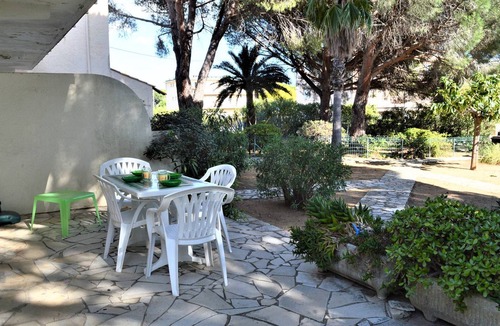 Villars-Colmars Apartment | Ground Floor Apartment for 4 Near Cavalaire Beach with Terrace and Parking