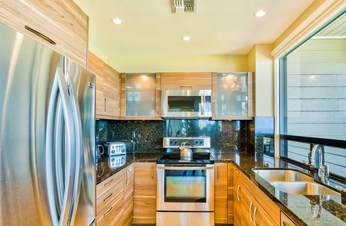 Napili Condo | Ground-Floor, Ocean-View Haven with Lanai, Tennis, Resort Pool, and Beach Access