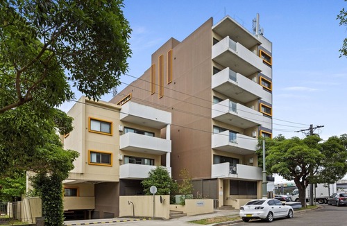 Strathfield Apartment | Ground Floor One-Bed with Courtyard Access