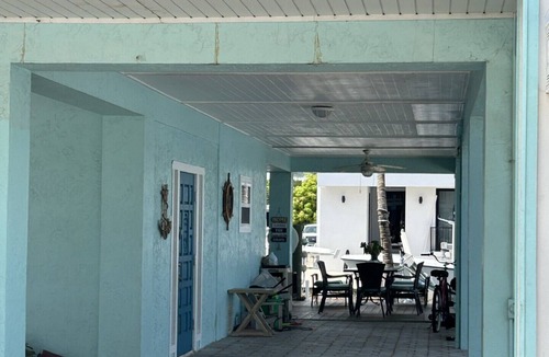 Key Largo Apartment | Ground floor private studio in paradise, canal front Key Largo, Ocean access.