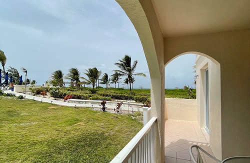 Wheeland Settlement Condo | Ground floor 1 bedroom pool, hot tub private beach wifi sleeps 3