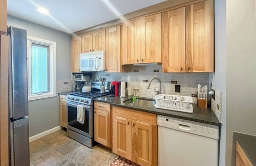Waterville Valley Condo | Ground-floor condo with seasonal pool access, gym, tennis - walk to town square