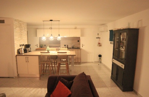 Ceyreste Condo | Ground floor villa with pool 10 minutes from cassis.