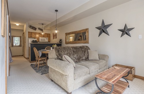 Silver Star Mountain Condo | Ground level Creekside condo w/mudroom, on bike and hike trails