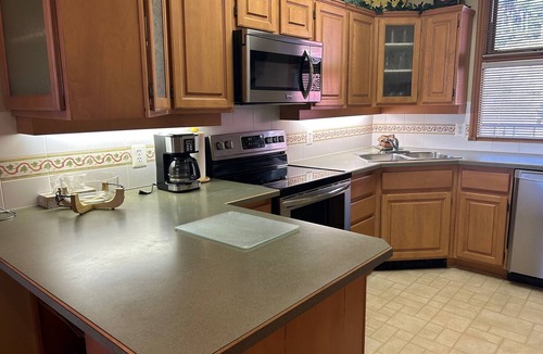 Silver Star Mountain Condo | Ground Level 2 bed/2 bath condo with laundry, BBQ, pet-friendly, large deck
