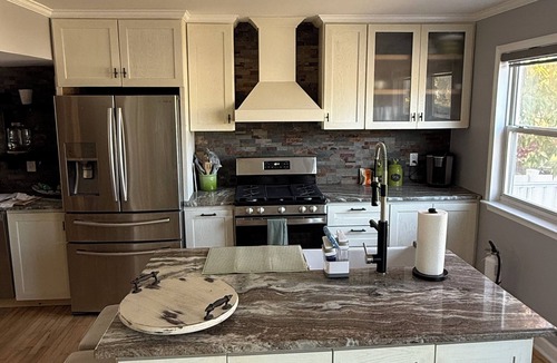 Long Branch House | Ground-level bed and bath! Well equipped beautiful backyard and near the beach.