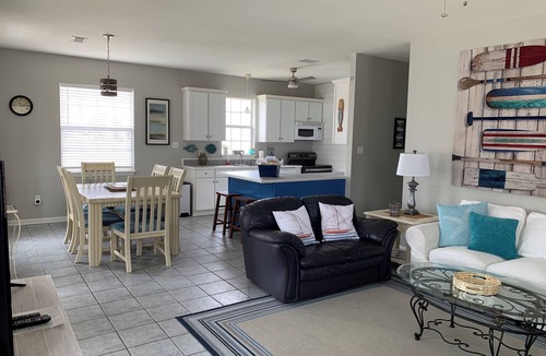 Waveland Cottage | Ground-level home steps from the beach in Waveland!