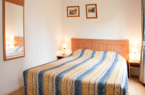 Vreeland Bed & Breakfast | Group accommodation by the water
