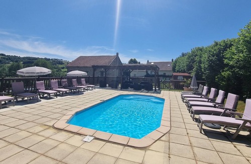 Janaillat Cottage | Group Accommodation - Sleeps up to 22 People, Private Heated Pool & Garden.