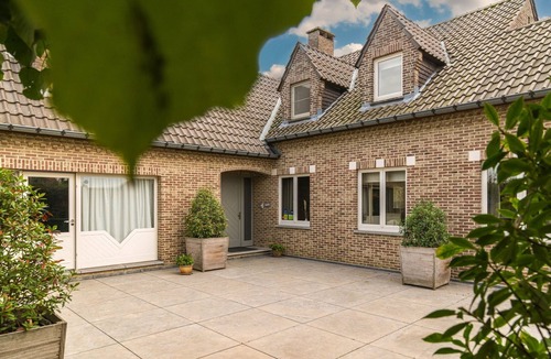 Voort House | Group accommodation in Borgloon Hof Van Kalenberg