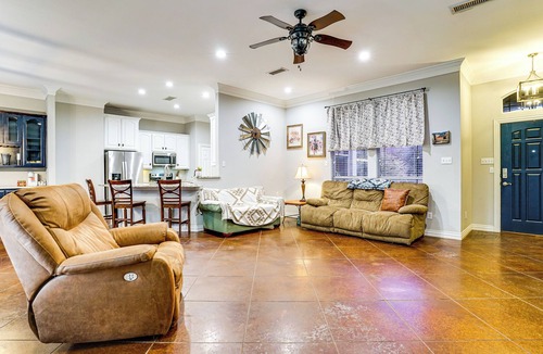 Burleson House | Group-Friendly Burleson Getaway w/Outdoor Oasis