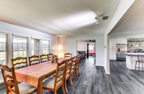 Albany House | Group-Friendly Home w/Game Room in Albany!