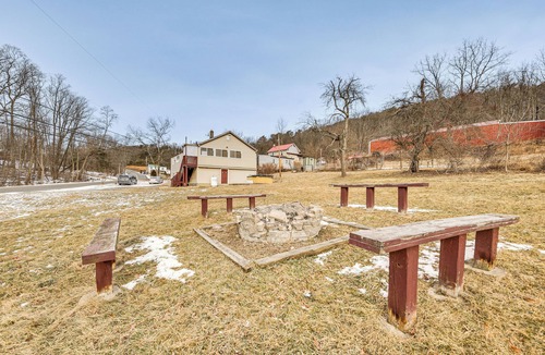 Danville Cottage | Group Getaway w/Fire Pit: Near Susquehanna River!