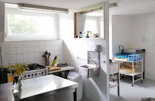 Le Chambon-sur-Lignon House | Group gîte with single rooms, no dormitories, in the heart of nature.