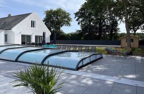 Herbignac House | Group gîte (18/20 pers) with heated swimming pool