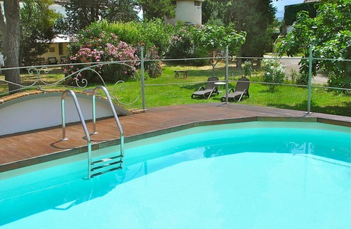 Tocco da Casauria House | GROUPS (up to 9 apartments and 35 p) under mountains & only 30 min. from beaches